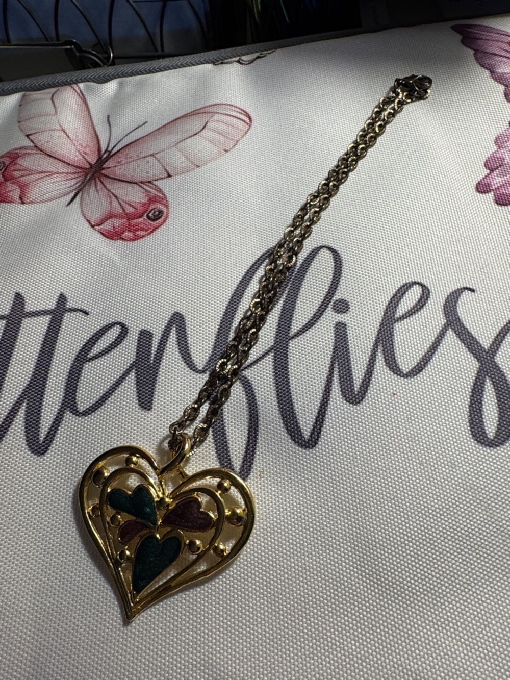 Gold Tone Heart Pendant Necklace with Green and Burgundy Accents 7” long Chocker